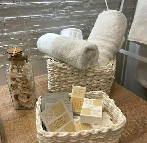 Relax By Dani * Roma
